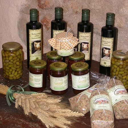 טרווי Agriturismo I Mandorli מראה חיצוני תמונה