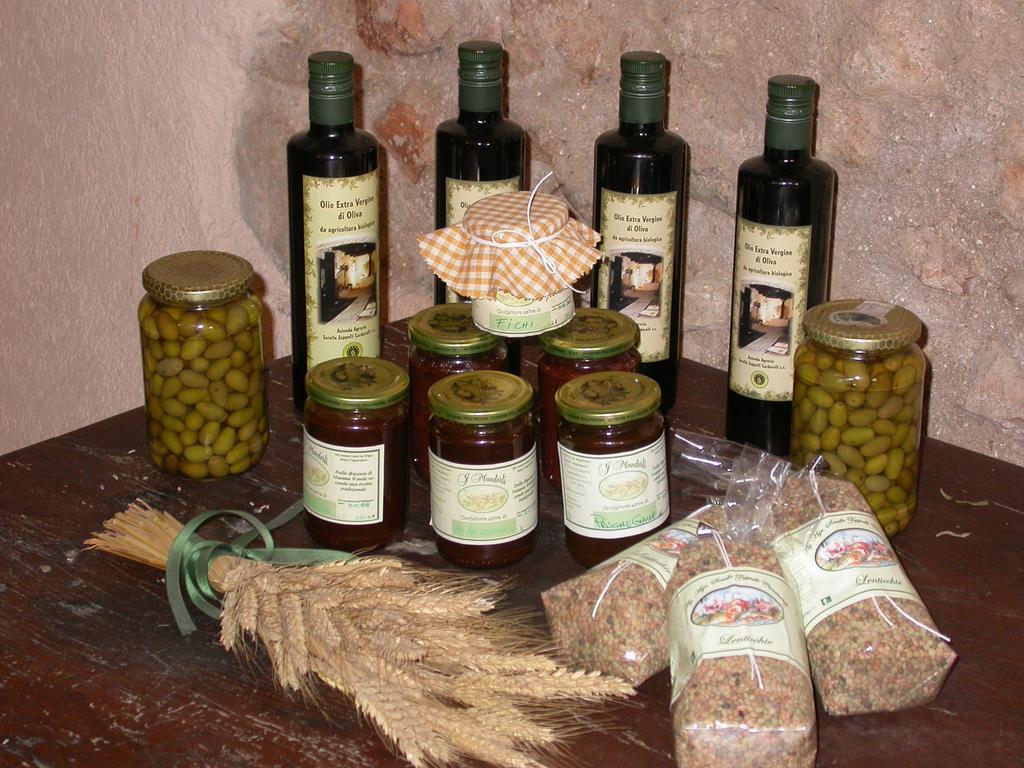 טרווי Agriturismo I Mandorli מראה חיצוני תמונה